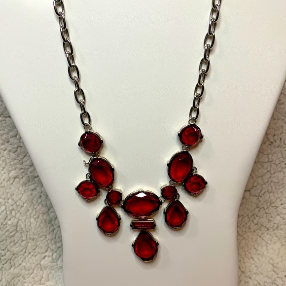 Vintage red ruby chunky statement necklace - Picture 2 of 3